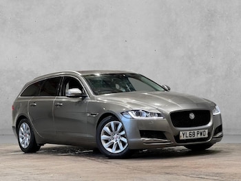 Used Jaguar XF 2018 for sale - 78575004: Photo