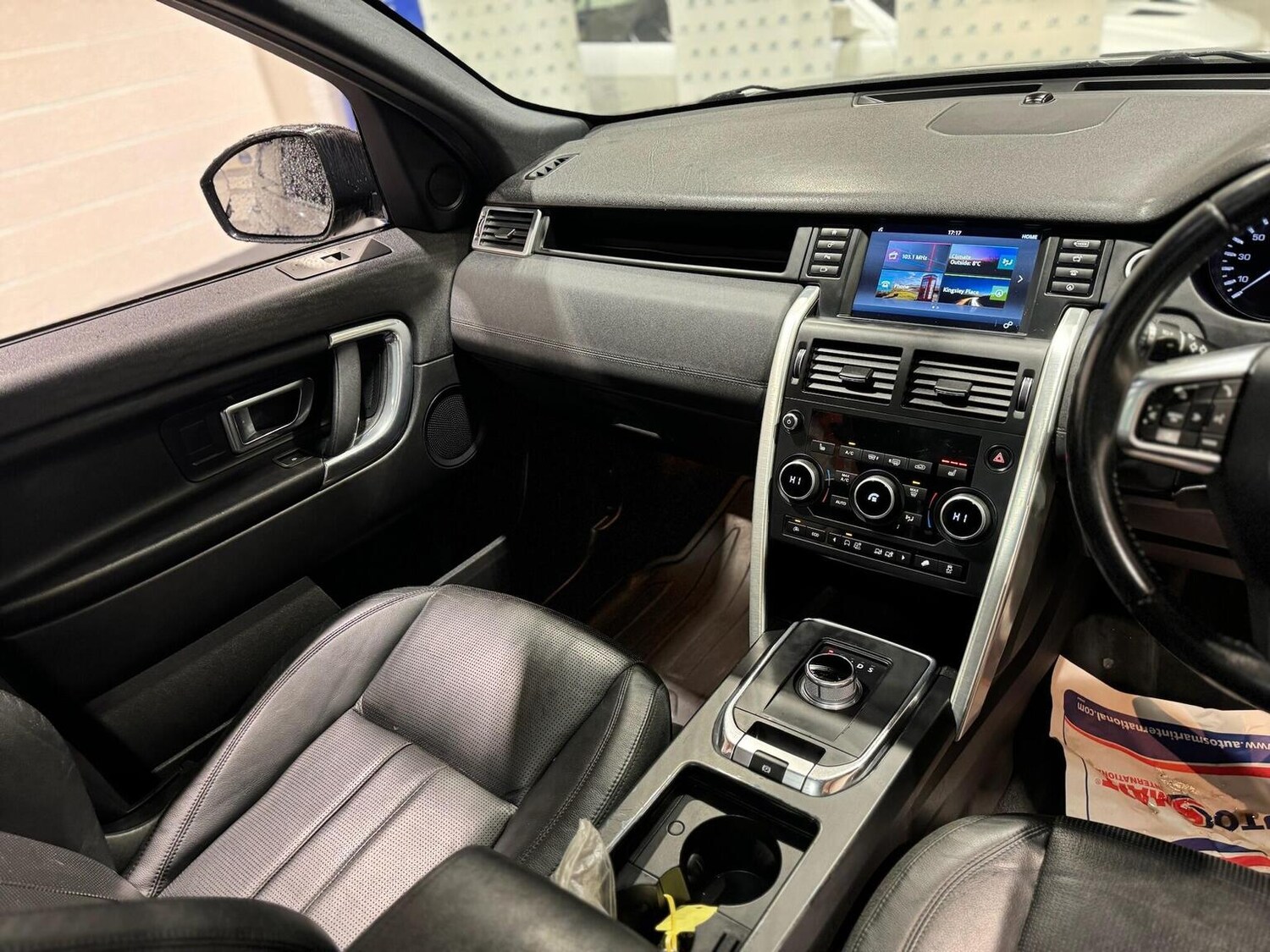 Used Land Rover Discovery Sport 2015 for sale - 77310738: Photo 11