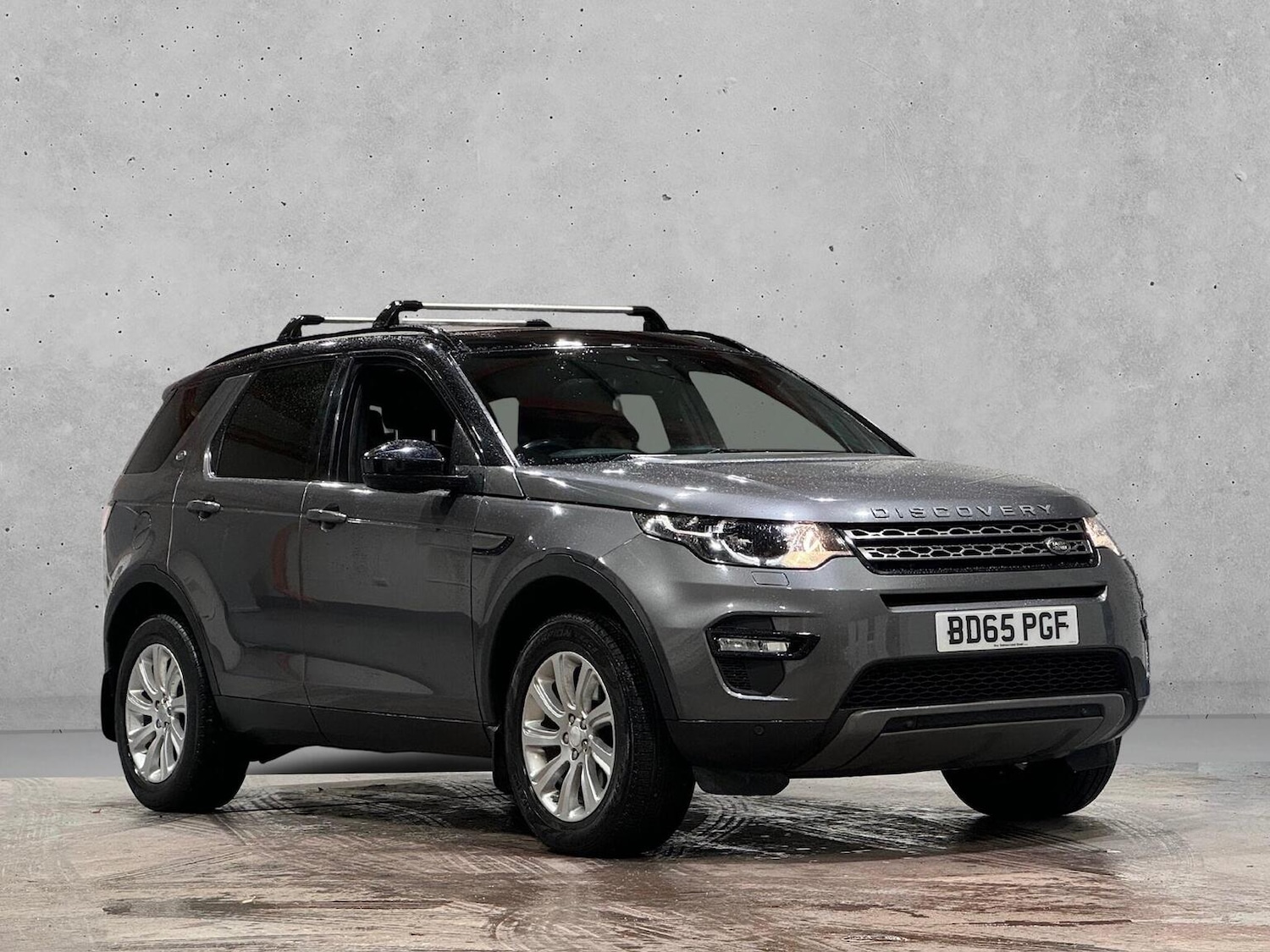 Used Land Rover Discovery Sport 2015 for sale - 77310738: Photo 2