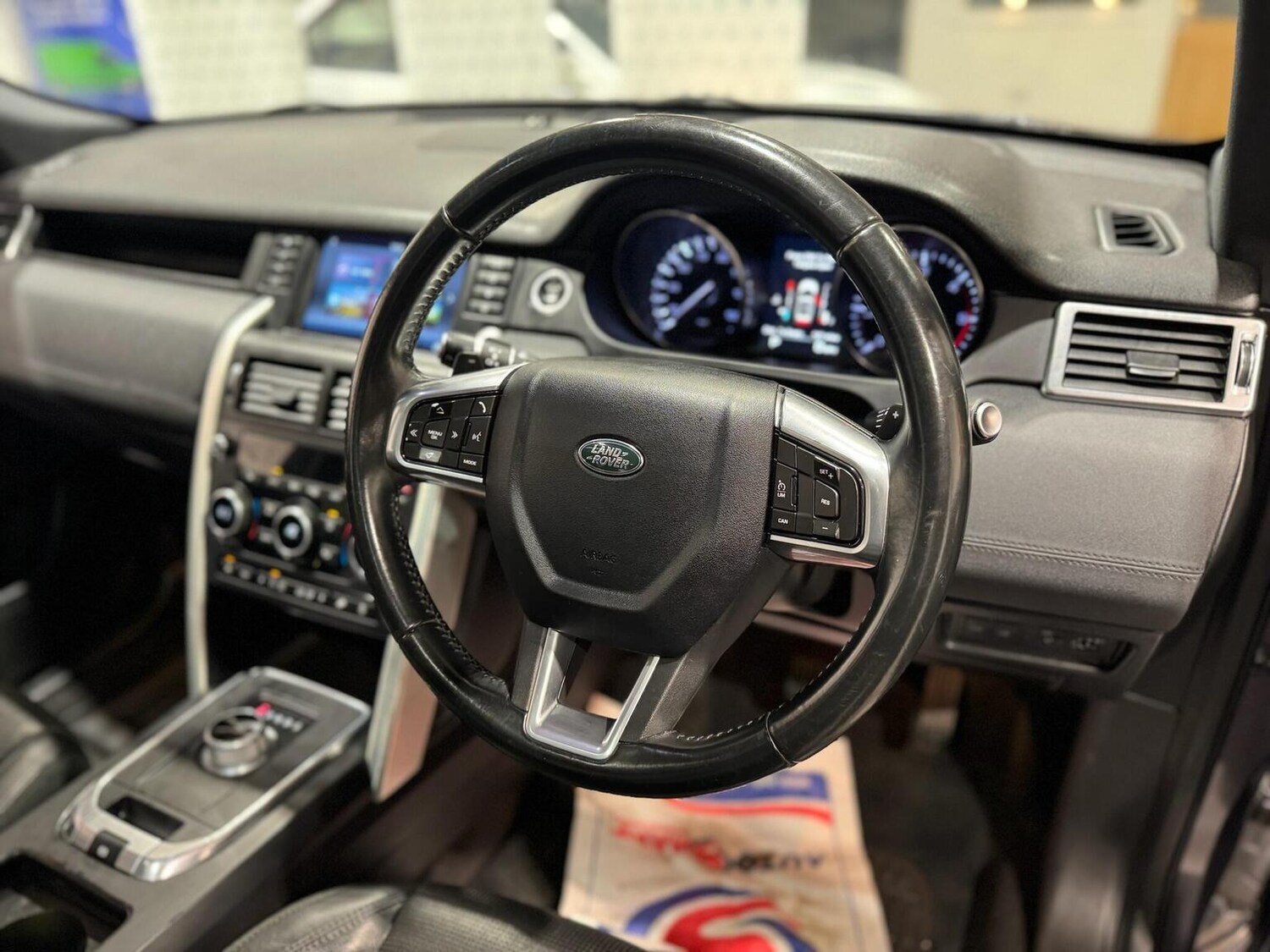 Used Land Rover Discovery Sport 2015 for sale - 77310738: Photo 9