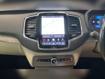 Used Volvo XC90 2023 for sale - 79452534: Photo