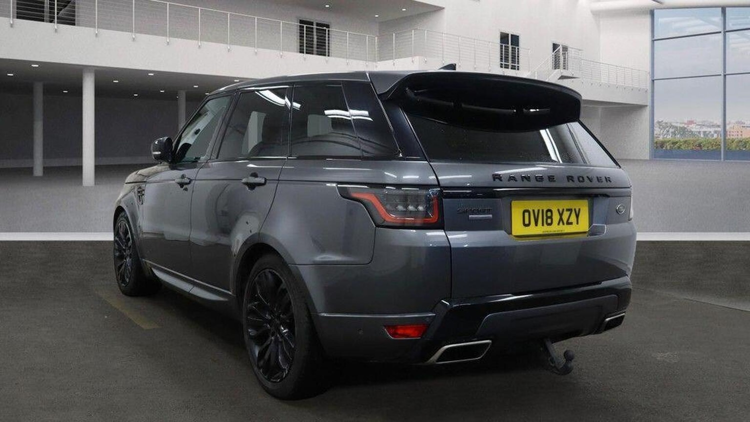 Used Land Rover Range Rover Sport 2018 for sale - 77555097: Photo 3