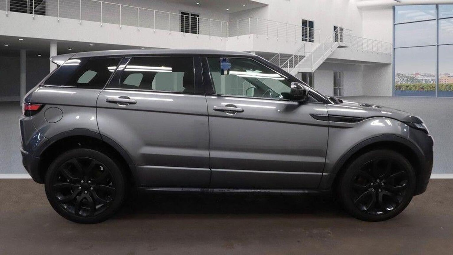 Used Land Rover Range Rover Evoque 2017 for sale - 77423478: Photo 5