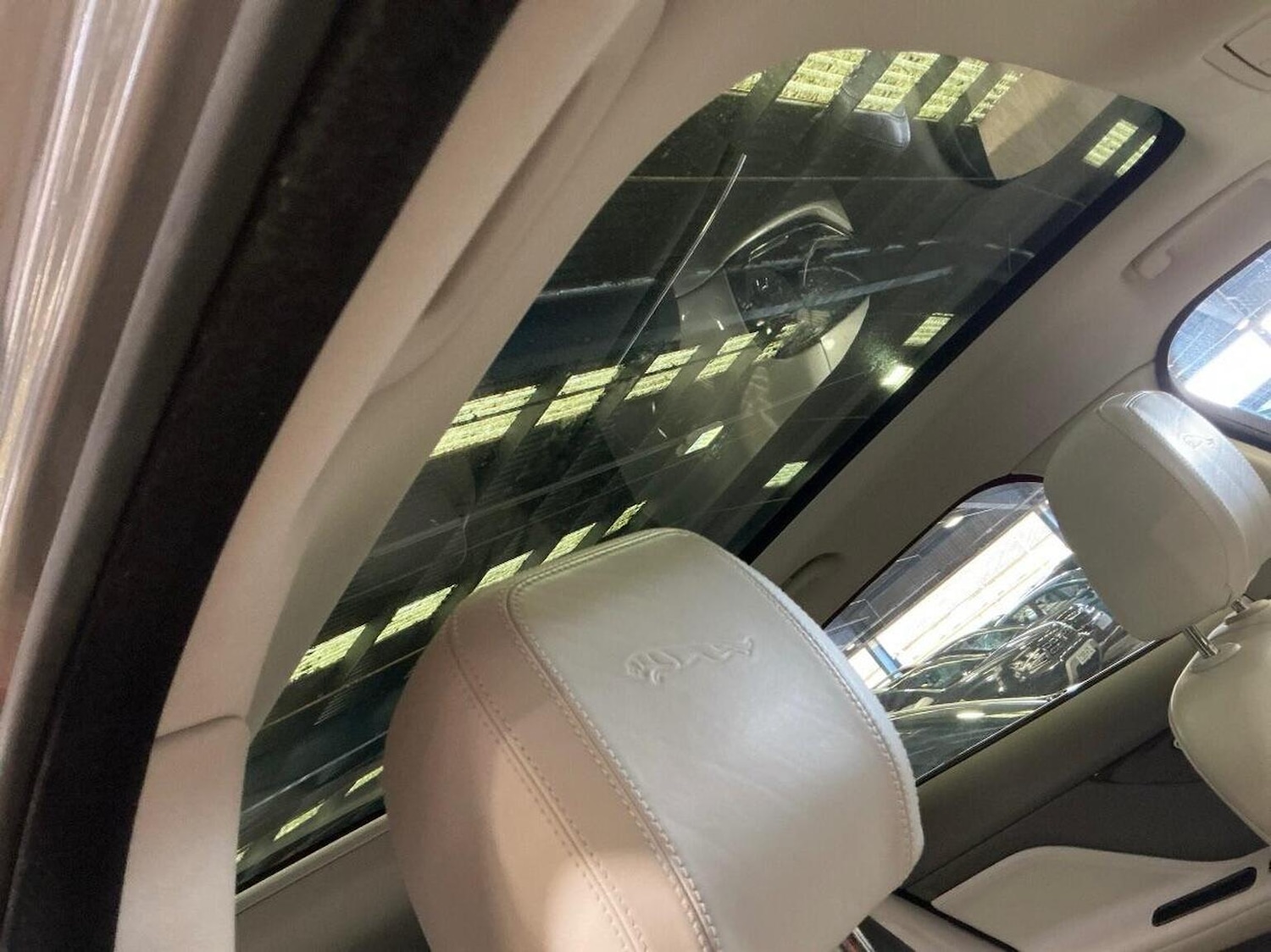 Used Jaguar F-Pace 2017 for sale - 77318342: Photo 7