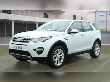 Used Land Rover Discovery Sport 2016 for sale - 77423502: Photo