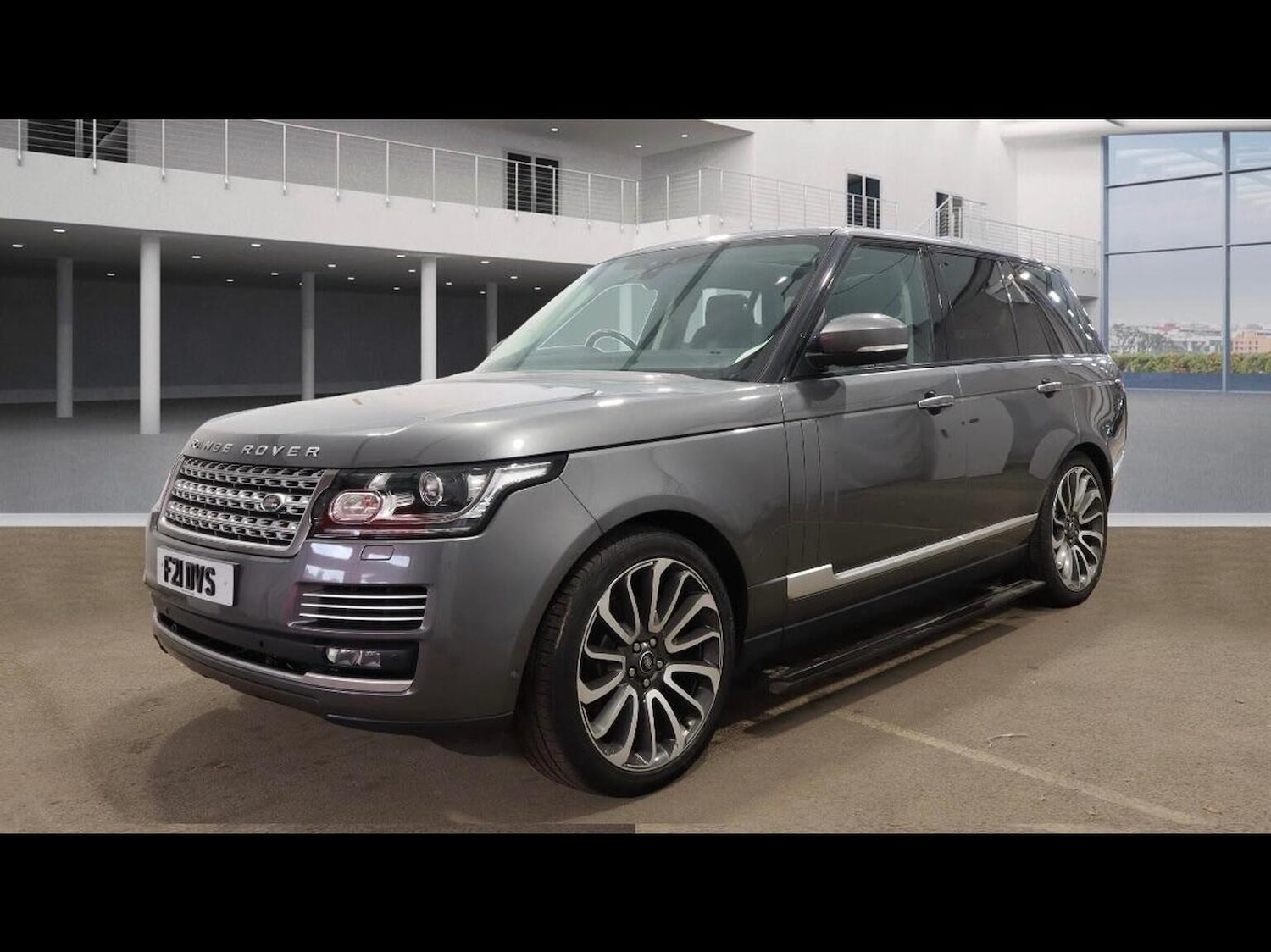 Used Land Rover Range Rover 2017 for sale - 77735786: Photo 2