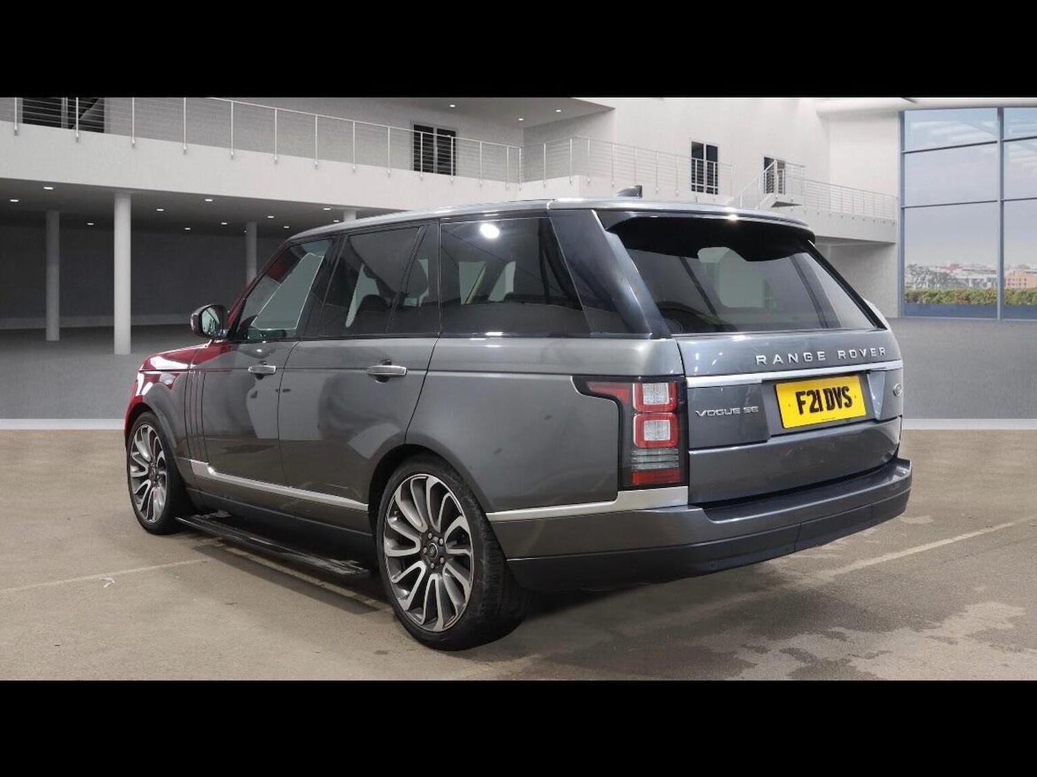 Used Land Rover Range Rover 2017 for sale - 77735786: Photo 3