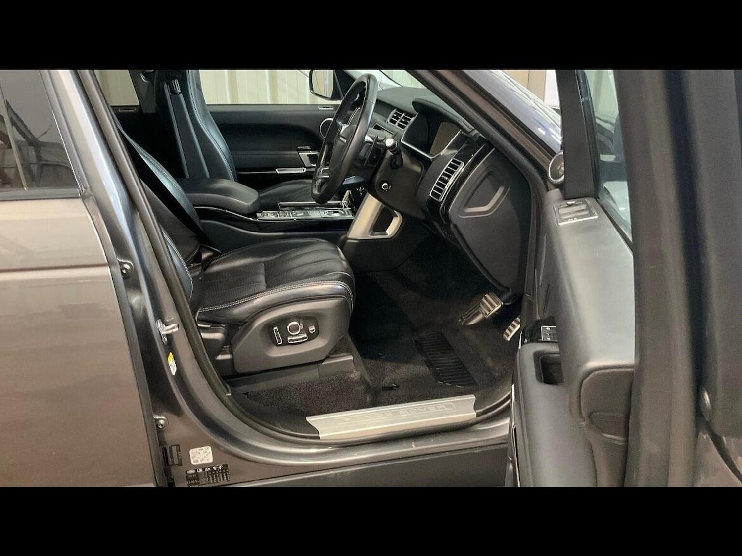 Used Land Rover Range Rover 2017 for sale - 77735786: Photo 4