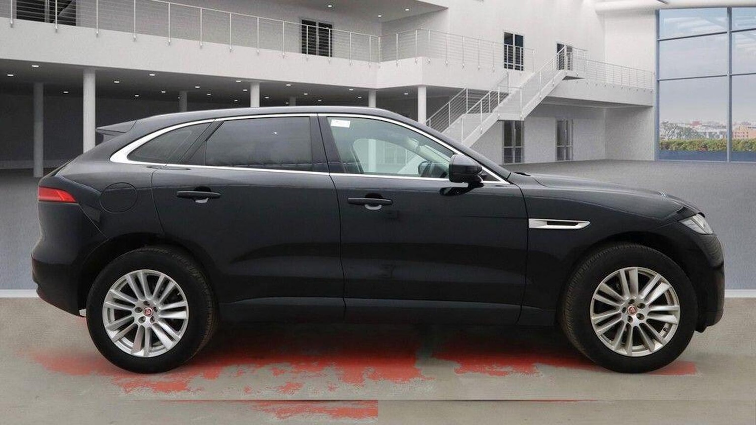 Used Jaguar F-Pace 2019 for sale - 77423481: Photo 5