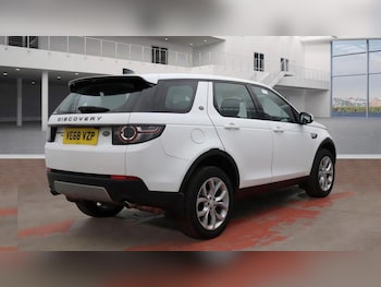 Used Land Rover Discovery Sport 2019 for sale - 77423533: Photo