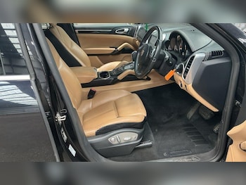 Used Porsche Cayenne 2014 for sale - 79471800: Photo