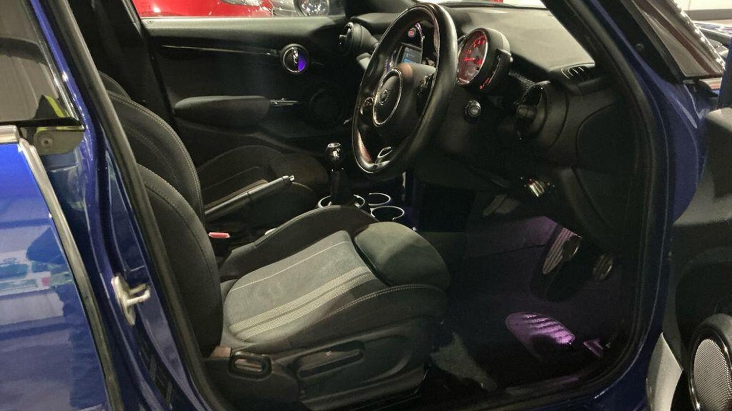 Used MINI Hatch 2019 for sale - 77668636: Photo 6