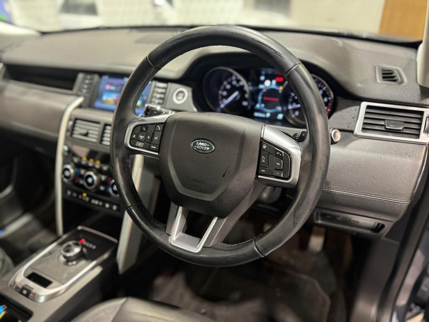 Used Land Rover Discovery Sport 2018 for sale - 77572802: Photo 14