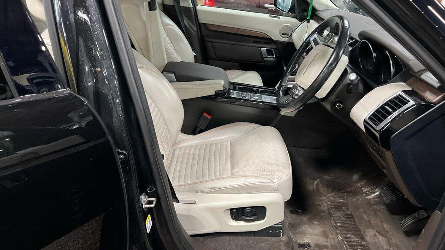 Used Land Rover Discovery 2017 for sale - 77742884: Photo 6