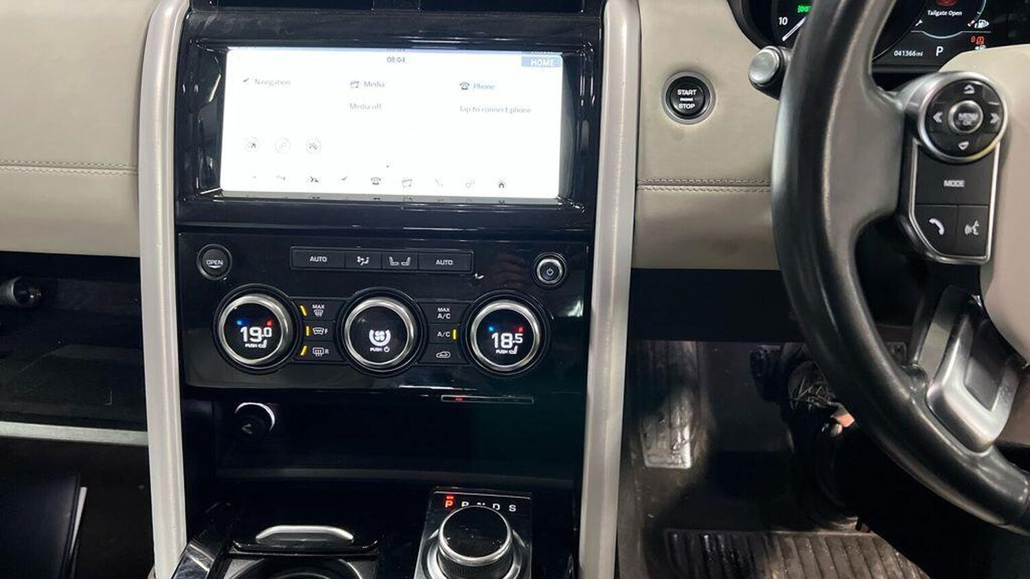 Used Land Rover Discovery 2017 for sale - 77742884: Photo 9