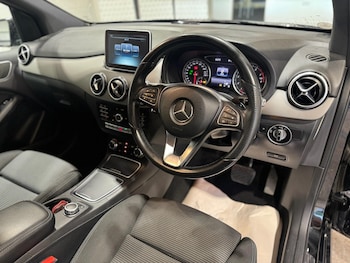 Used Mercedes-Benz B Class 2014 for sale - 79284083: Photo