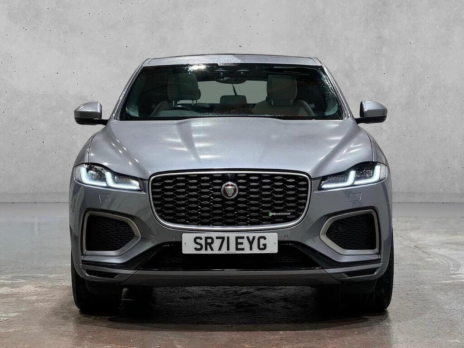 Used Jaguar F-Pace 2021 for sale - 77578467: Photo 2