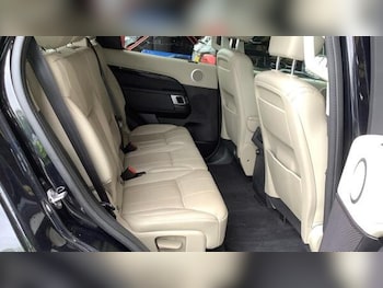 Used Land Rover Discovery 2019 for sale - 78687825: Photo