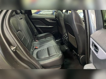 Used Jaguar F-Pace 2018 for sale - 78683302: Photo