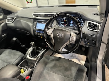 Used Nissan X-Trail 2015 for sale - 79337329: Photo