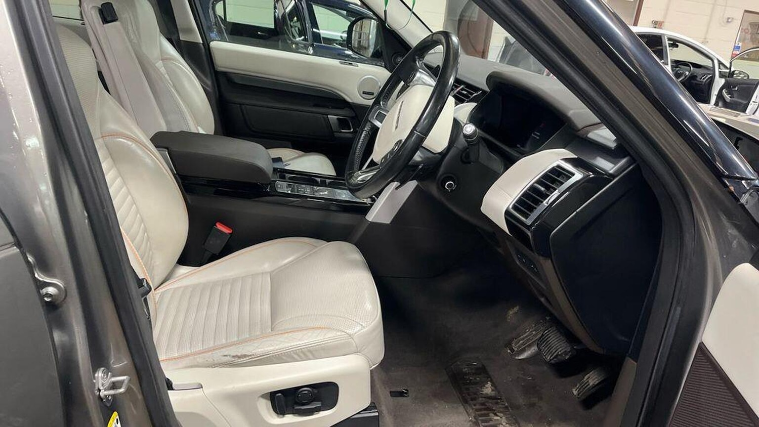 Used Land Rover Discovery 2018 for sale - 77694295: Photo 6