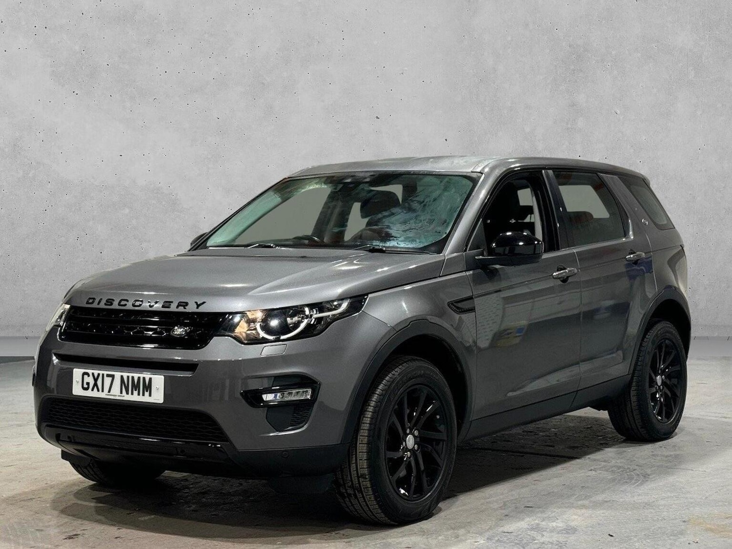 Used Land Rover Discovery Sport 2017 for sale - 77385213: Photo 4
