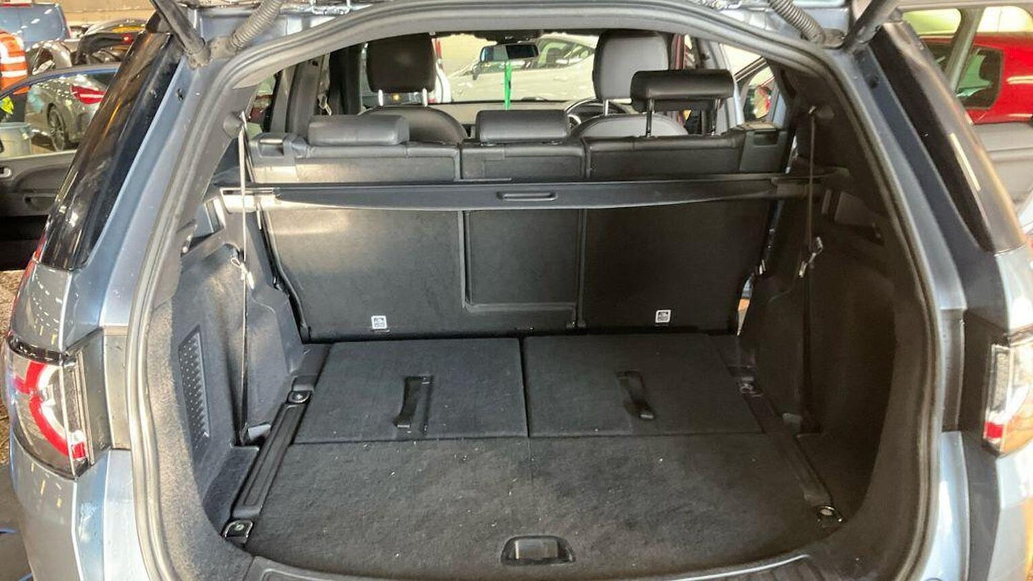 Used Land Rover Discovery Sport 2017 for sale - 77423532: Photo 6