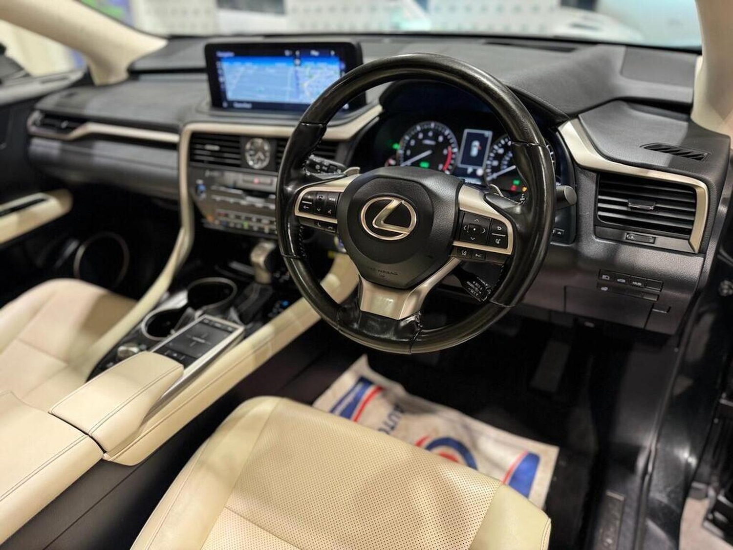 Used Lexus RX 2022 for sale - 77694320: Photo 8