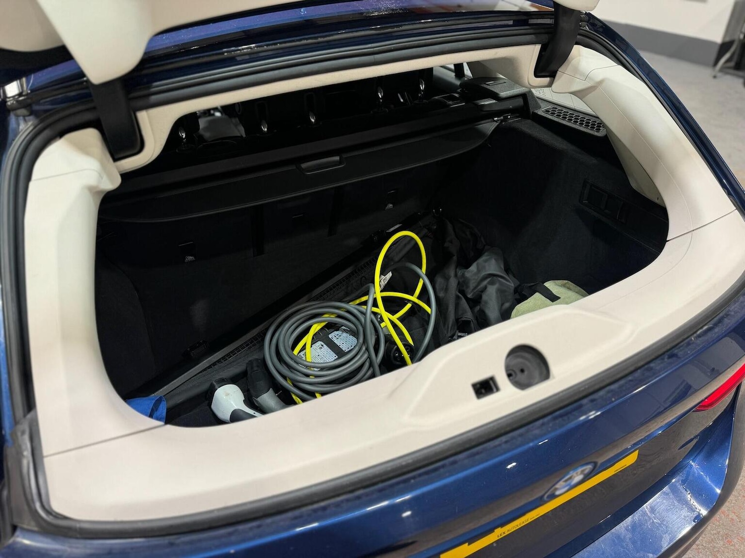 Used BMW 3 Series 2022 for sale - 77336700: Photo 20