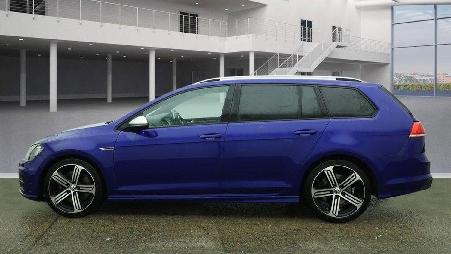 Used Volkswagen Golf 2016 for sale - 77453376: Photo 3