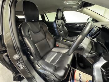 Used Volvo V60 2018 for sale - 79740454: Photo