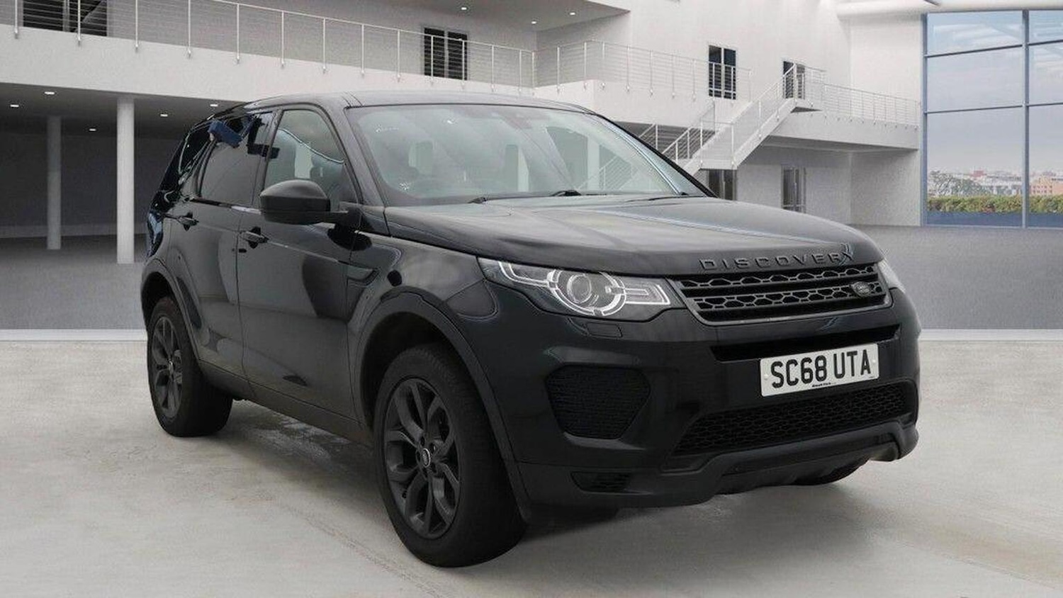 Used Land Rover Discovery Sport 2018 for sale - 77555106: Photo 1