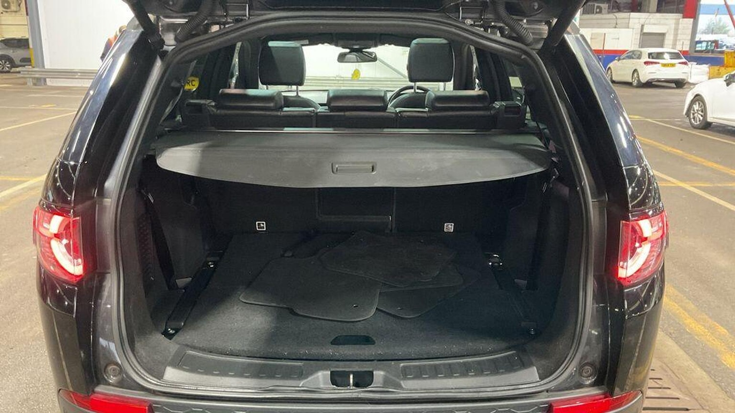 Used Land Rover Discovery Sport 2018 for sale - 77555106: Photo 9