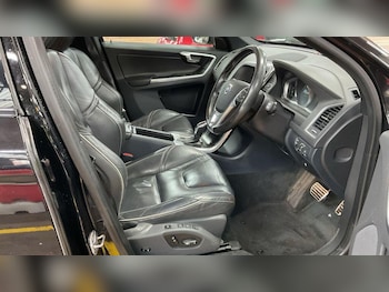 Used Volvo XC60 2015 for sale - 78833478: Photo