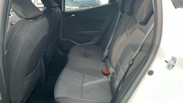 Used Renault Clio 2022 for sale - 76035230: Photo 16