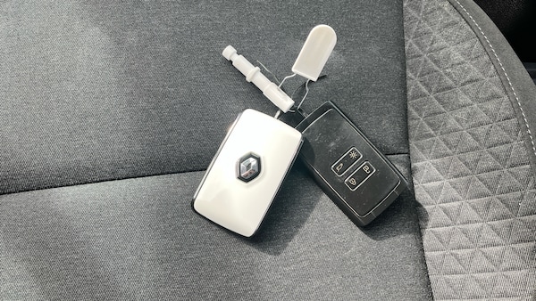 Used Renault Clio 2022 for sale - 76035230: Photo 20