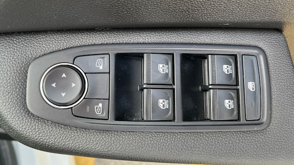 Used Renault Clio 2022 for sale - 76035230: Photo 26