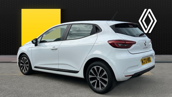 Used Renault Clio 2022 for sale - 76035230: Photo 2