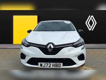 Used Renault Clio 2022 for sale - 76035230: Photo 3