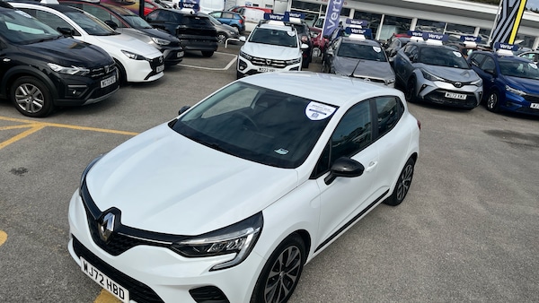 Used Renault Clio 2022 for sale - 76035230: Photo 42