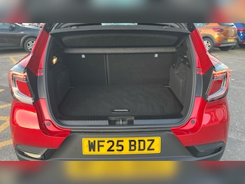 Used Renault Captur 2025 for sale - 76319960: Photo