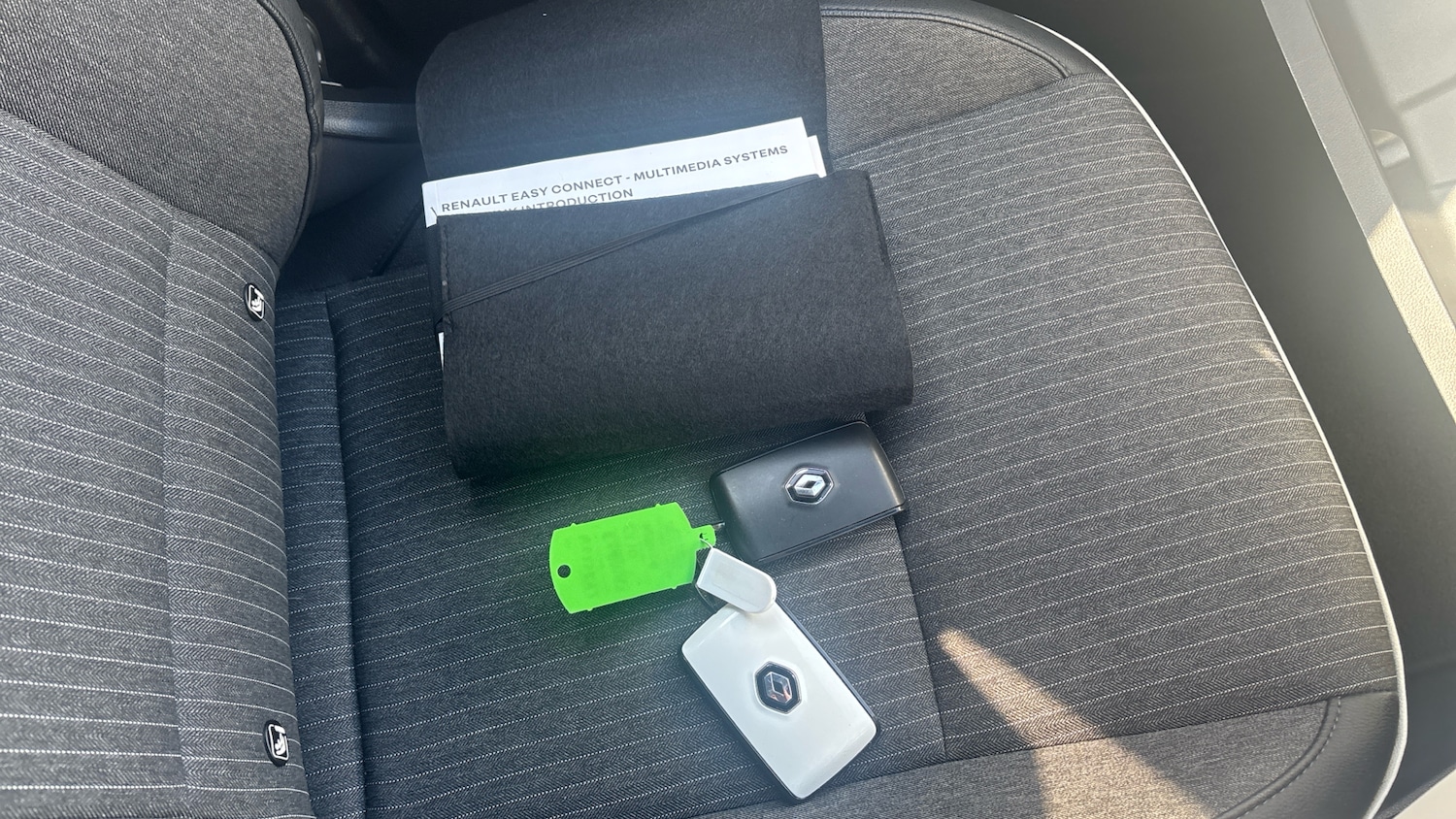 Used Renault Clio 2023 for sale - 77847644: Photo 19