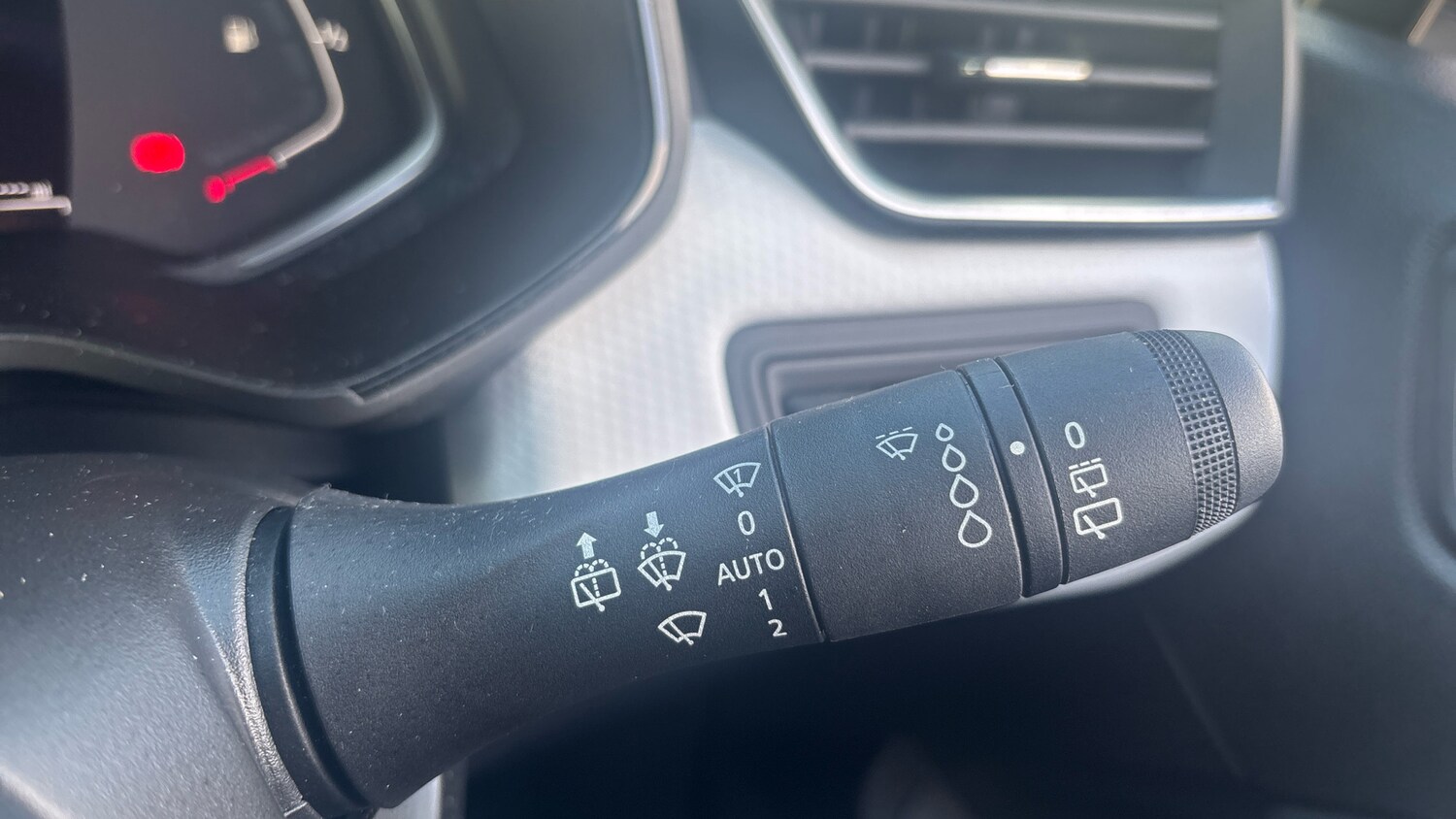 Used Renault Clio 2023 for sale - 77847644: Photo 39