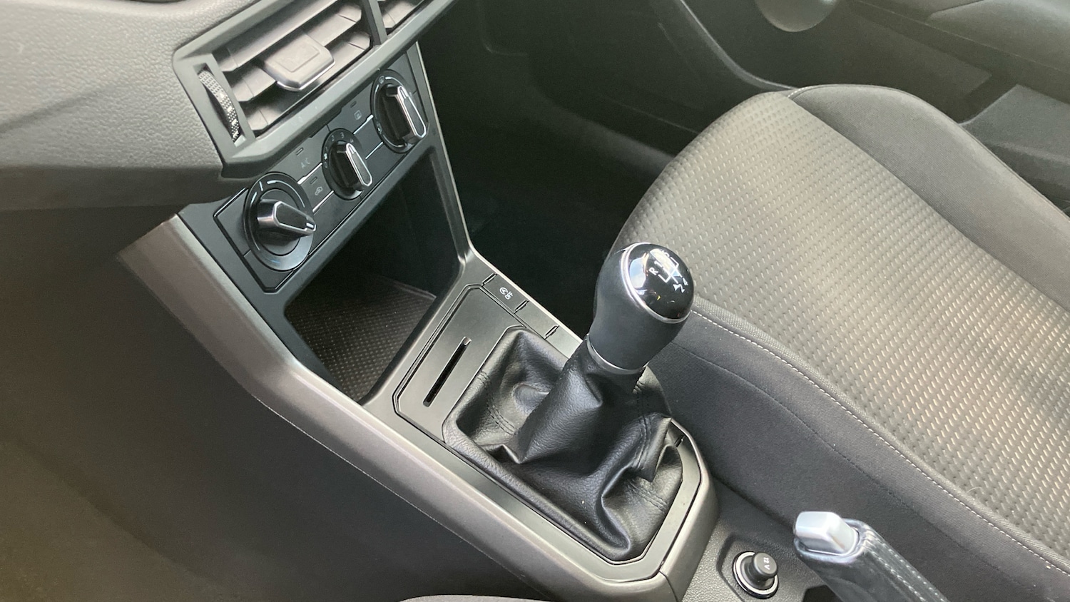 Used Volkswagen Polo 2018 for sale - 76905950: Photo 13