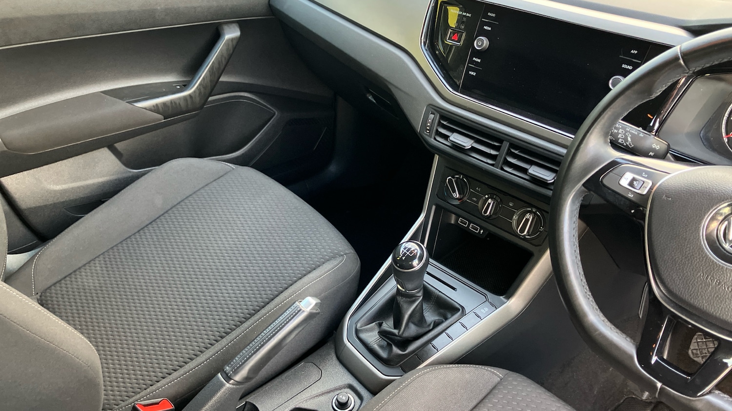 Used Volkswagen Polo 2018 for sale - 76905950: Photo 14