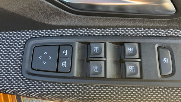 Used Dacia Sandero Stepway 2022 for sale - 76064915: Photo 30