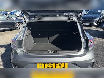 Used Renault Clio 2025 for sale - 78820472: Photo