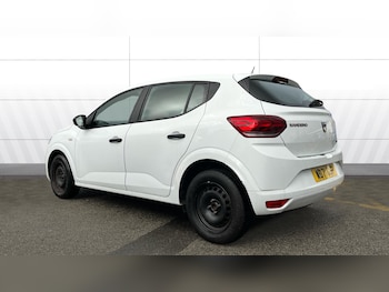 Used Dacia Sandero 2022 for sale - 76817390: Photo