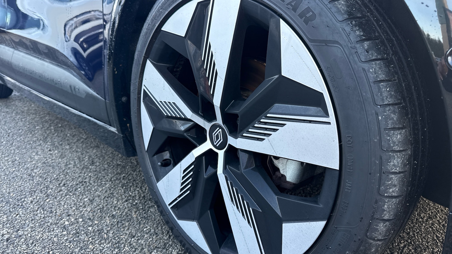 Used Renault Megane E Tech 2023 for sale - 76881565: Photo 31