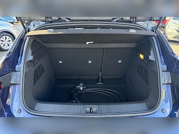 Used Renault Megane E Tech 2023 for sale - 76881565: Photo